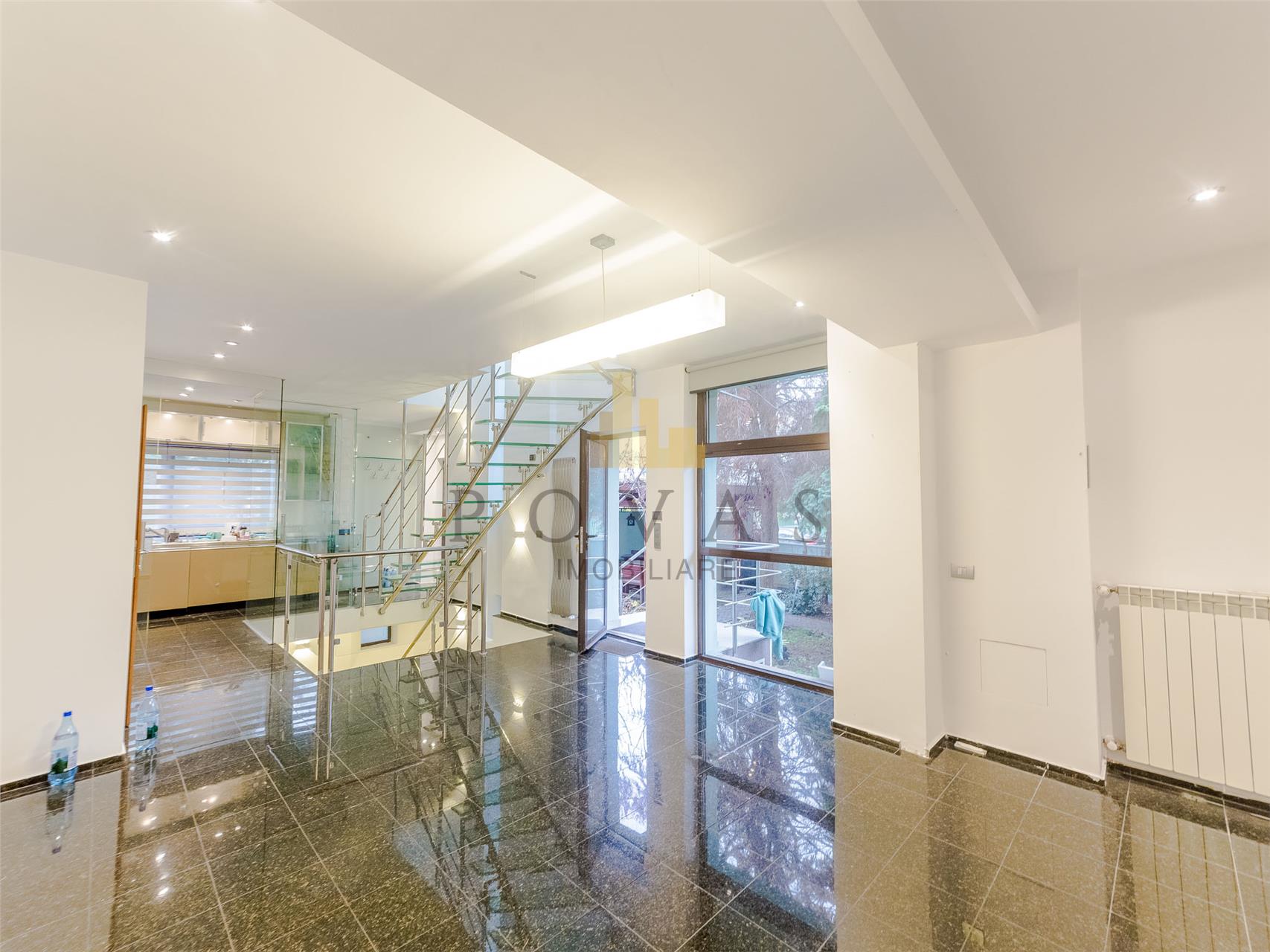 Vanzare Vila 5 Camere Vatra Luminoasa