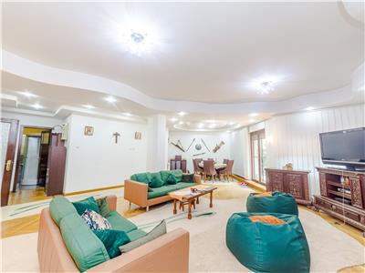 Vanzare Vila 7 Camere Pipera Erou Iancu Nicolae